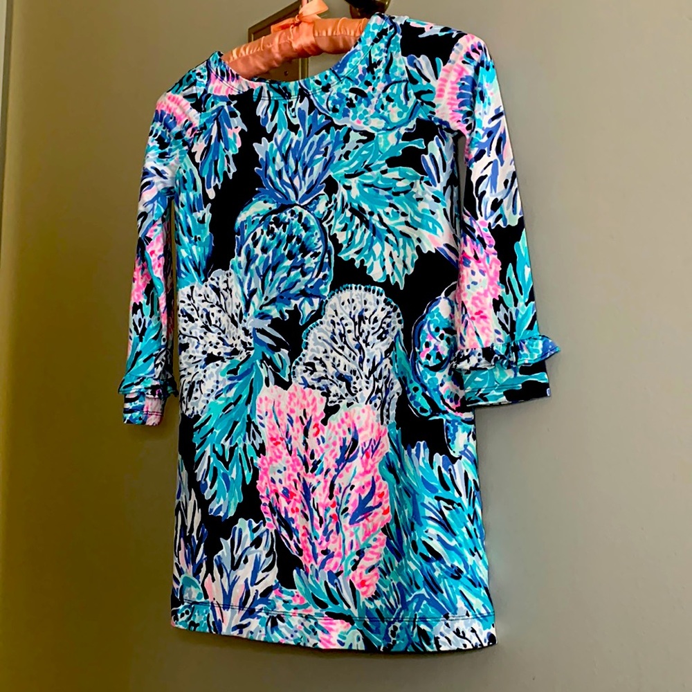Lilly Pulitzer Girls Stretch Dress with Ruffled Sleeves Size M
